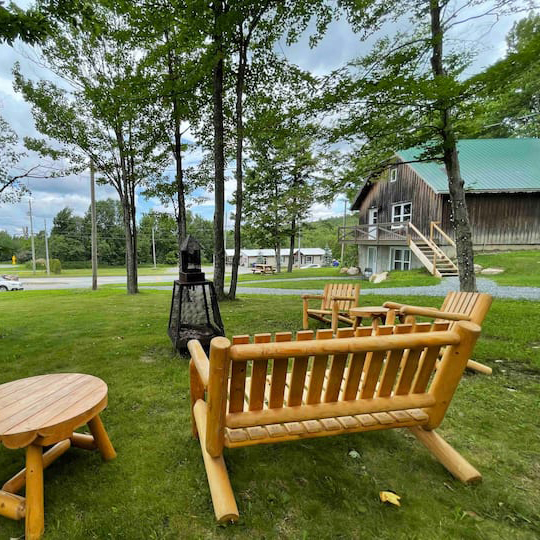 Lit Chambre no 5 Chalet Lac Brompton